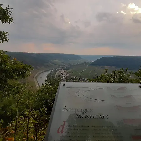 Haus Moselliebe Ediger-Eller