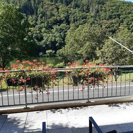Bed & Breakfast Haus Moselliebe
